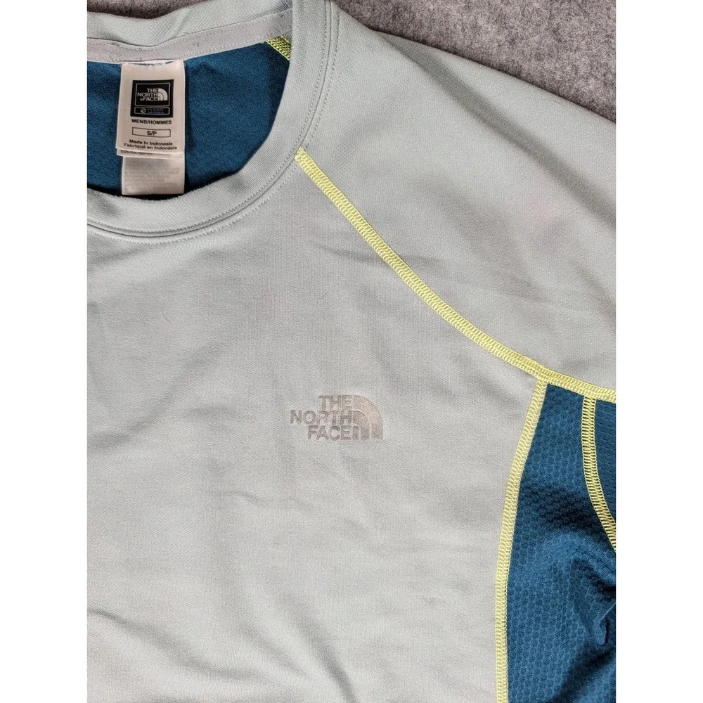 The North Face Flight Series VaporWick Mens Gray Teal Long Sleeve Running Shirt